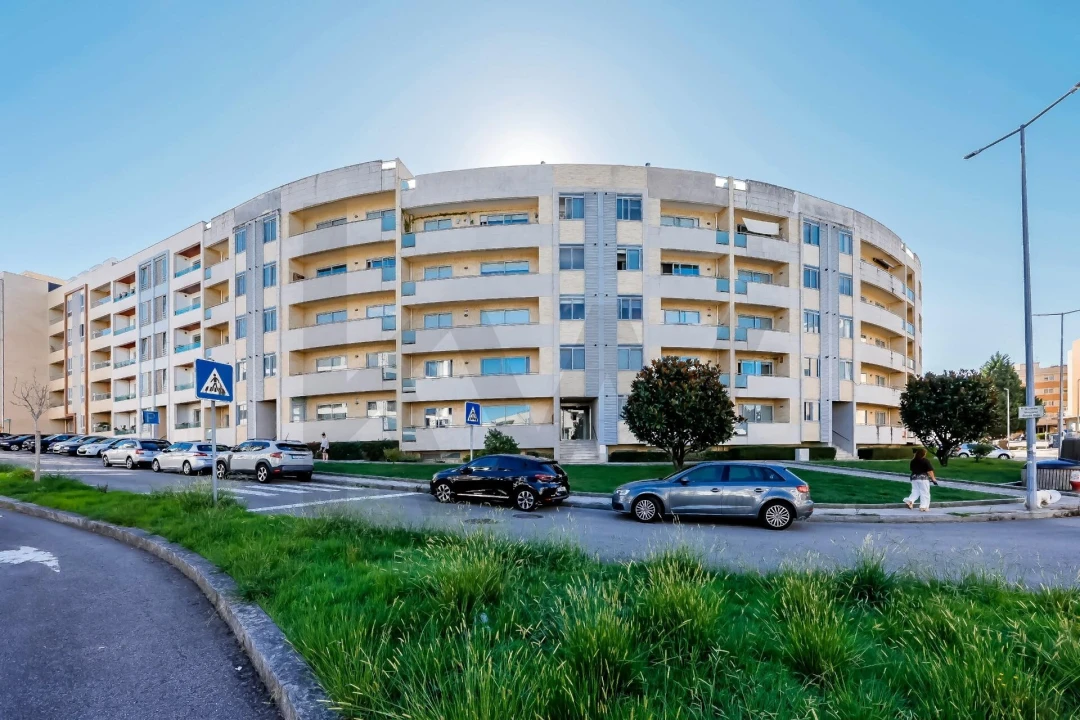 Apartamento T2 para Venda em Rio Tinto Foto 1