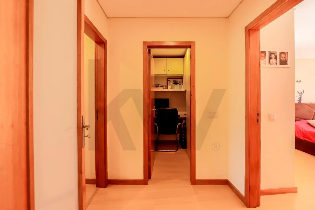 Apartamento T2 para Venda em Rio Tinto Foto 38