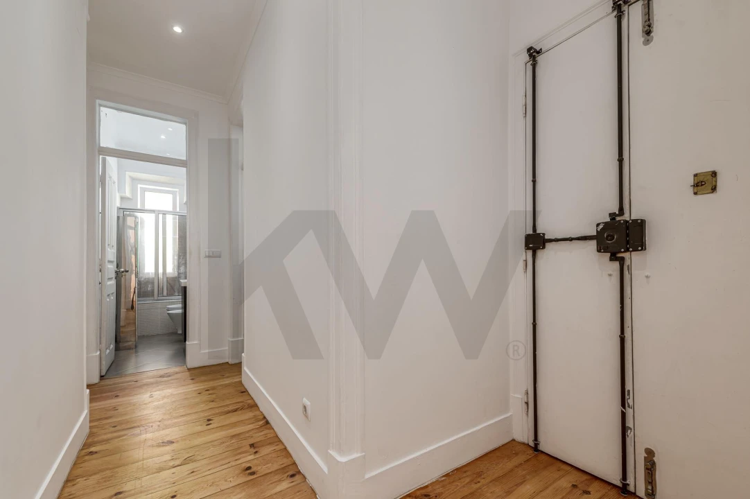 Apartamento T2 para Arrendamento em Penha de França Foto 18