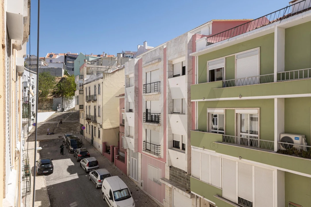 Apartamento T2 para Arrendamento em Penha de França Foto 22