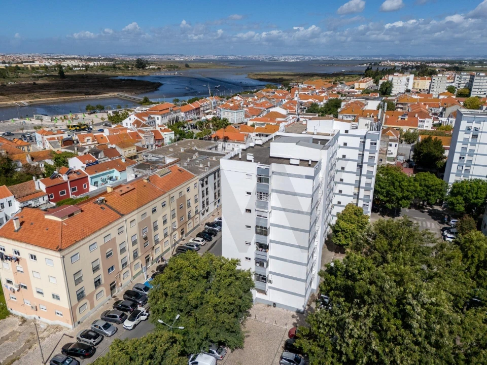 Apartamento T3 para Venda em Moita Foto 22
