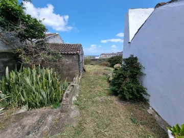 Moradia T3 para Venda em Rabo de Peixe