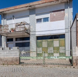 Moradia T4 para Venda em Arcozelo