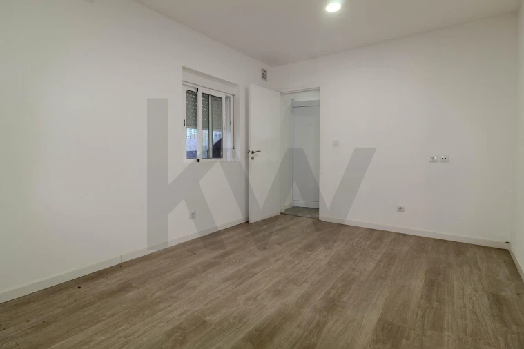 Moradia T4 para Venda em Arcozelo Foto 22