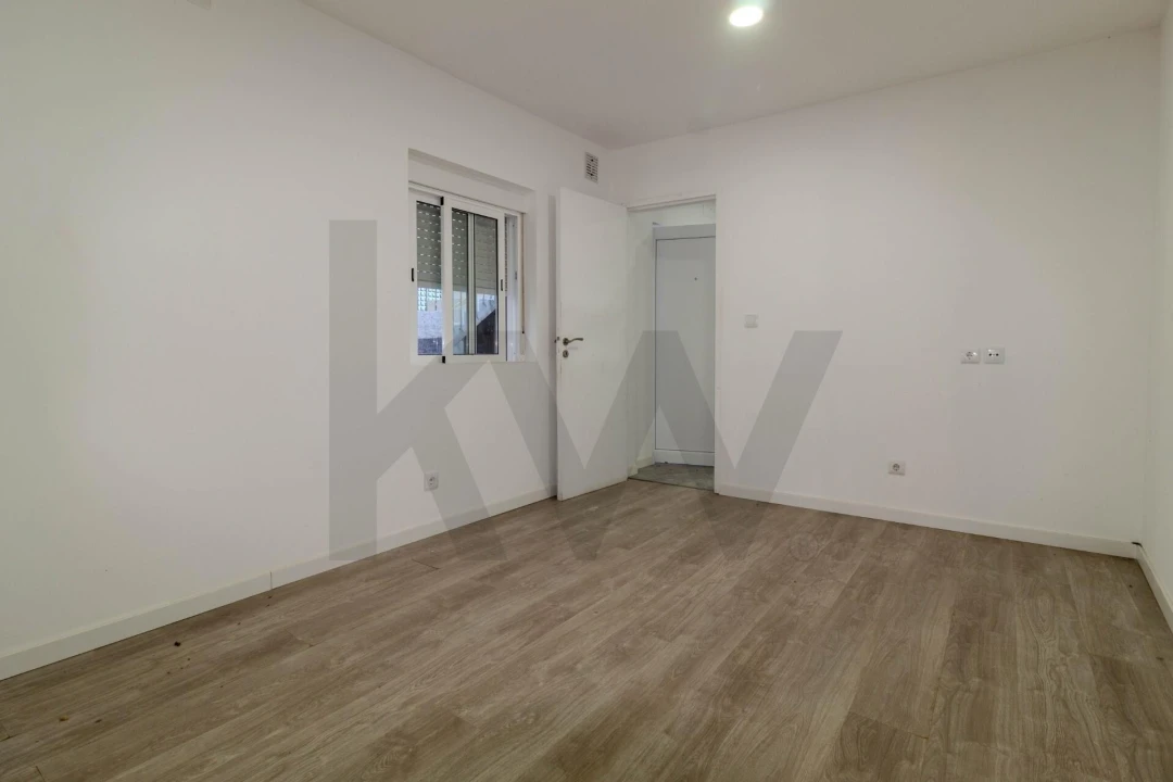 Moradia T4 para Venda em Arcozelo Foto 22