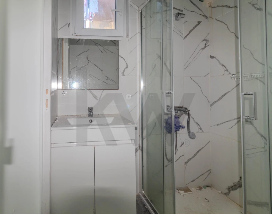 Moradia T4 para Venda em Arcozelo Foto 26