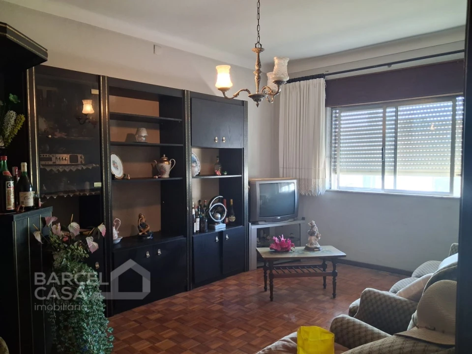 Moradia T5 para Venda em Arcozelo Foto 11