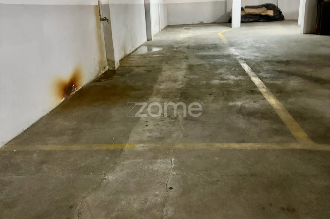 Garagem para Arrendamento em São Mamede de Infesta e Senhora da Hora Foto 7