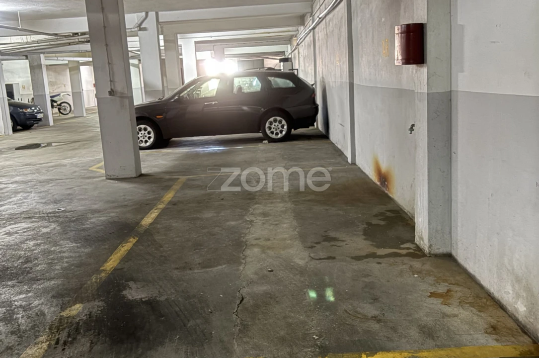 Garagem para Arrendamento em São Mamede de Infesta e Senhora da Hora Foto 8