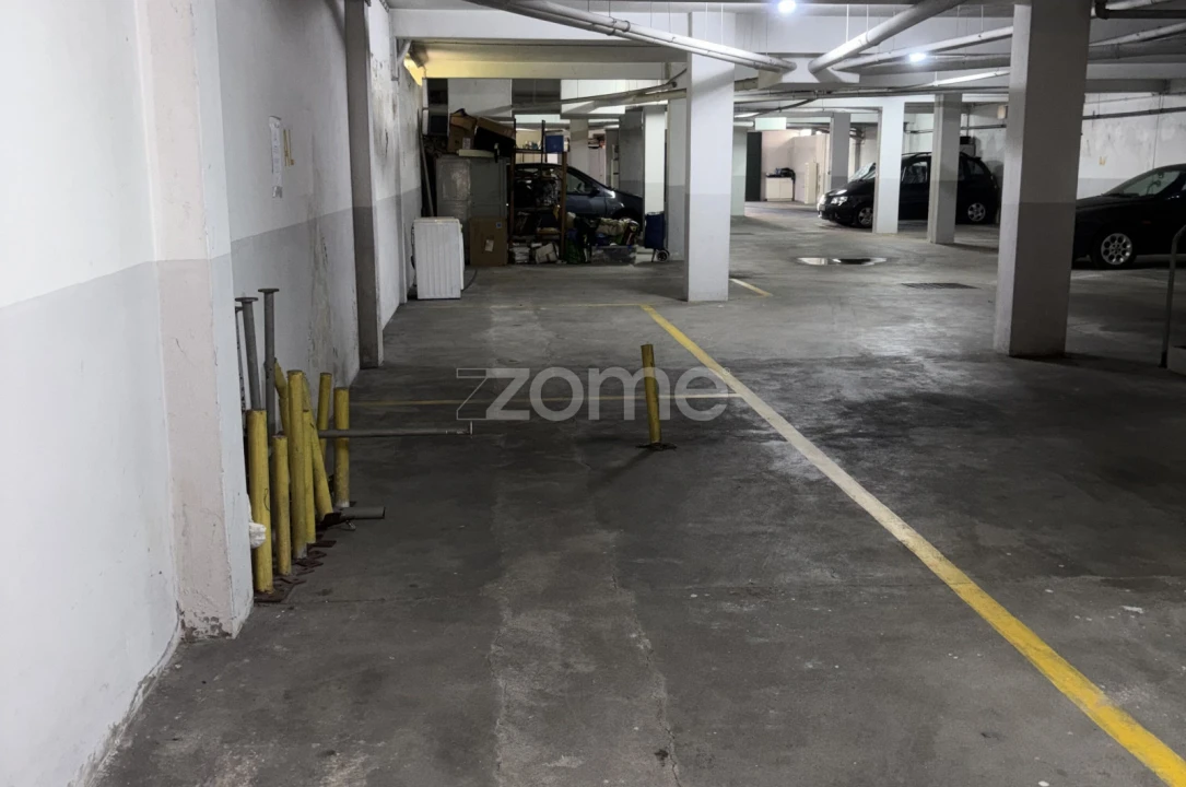 Garagem para Arrendamento em São Mamede de Infesta e Senhora da Hora Foto 7