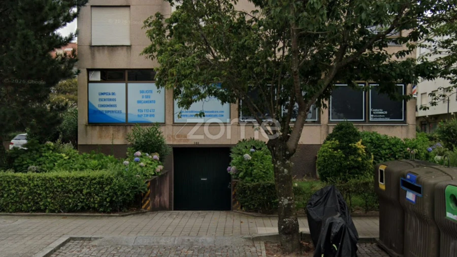 Garagem para Arrendamento em São Mamede de Infesta e Senhora da Hora