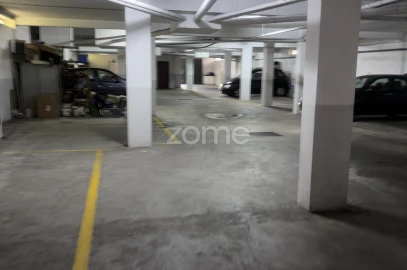 Garagem para Arrendamento em São Mamede de Infesta e Senhora da Hora