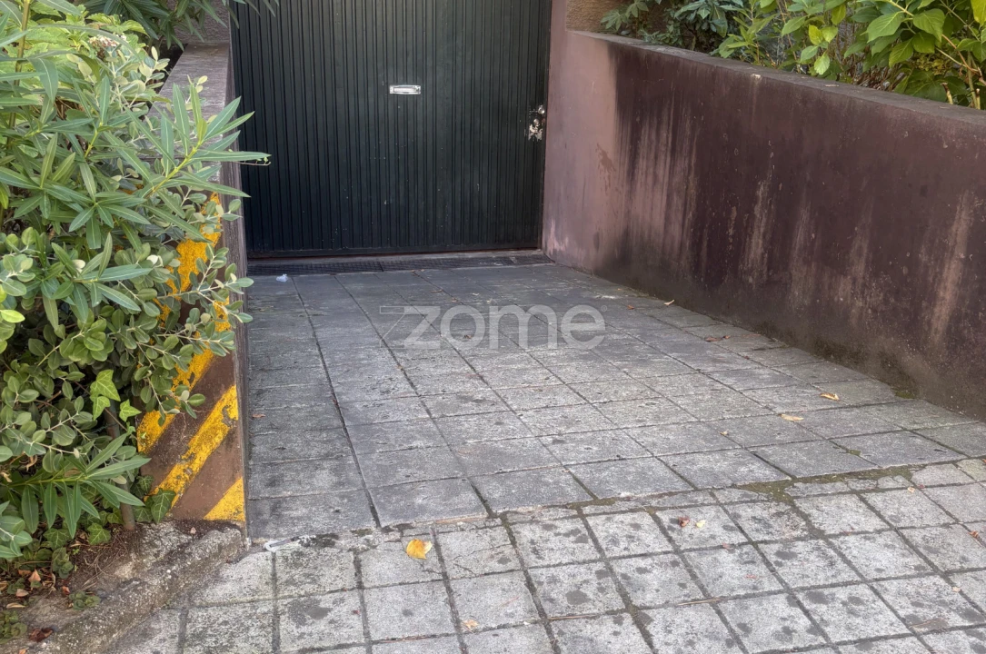 Garagem para Arrendamento em São Mamede de Infesta e Senhora da Hora Foto 9