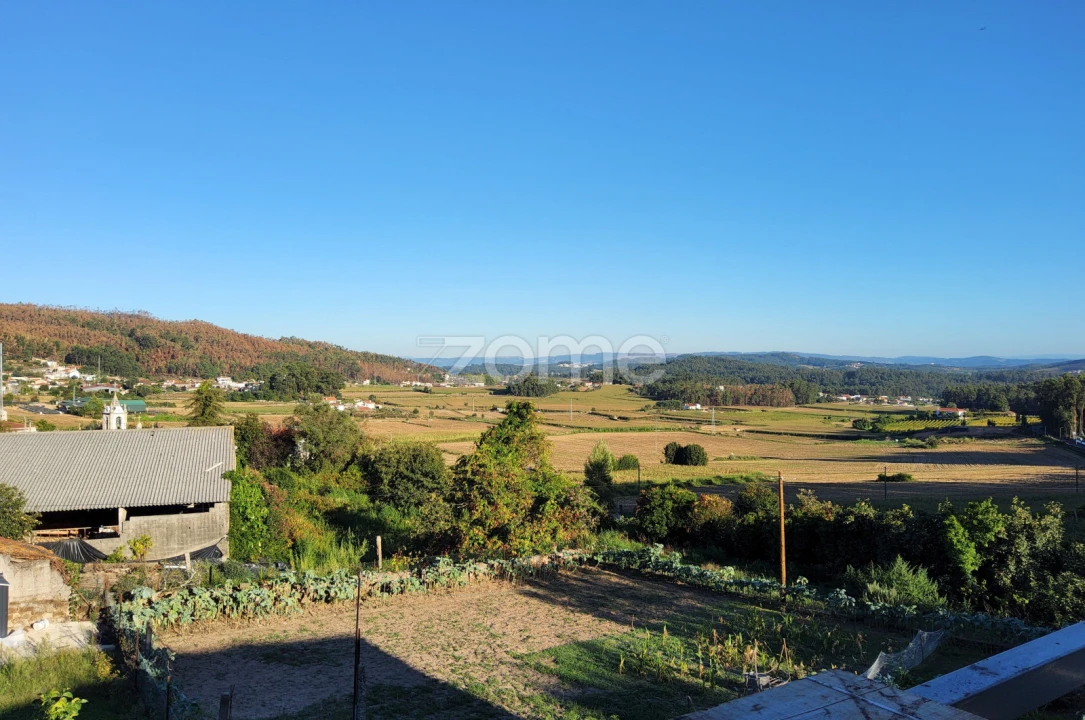 Moradia T5 para Venda em Negreiros e Chavão Foto 28