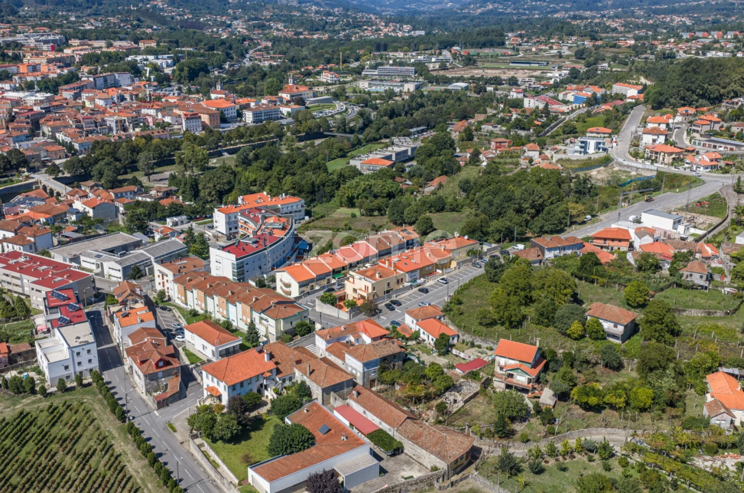 Moradia T5 para Venda em Arcos de Valdevez (São Paio) e Giela Foto 36