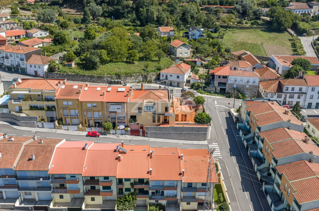 Moradia T5 para Venda em Arcos de Valdevez (São Paio) e Giela Foto 33