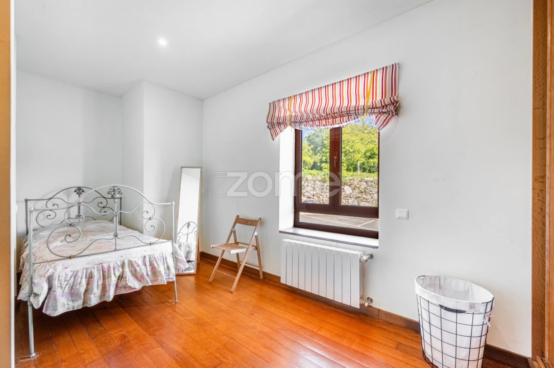 Moradia T5 para Venda em Arcos de Valdevez (São Paio) e Giela Foto 23