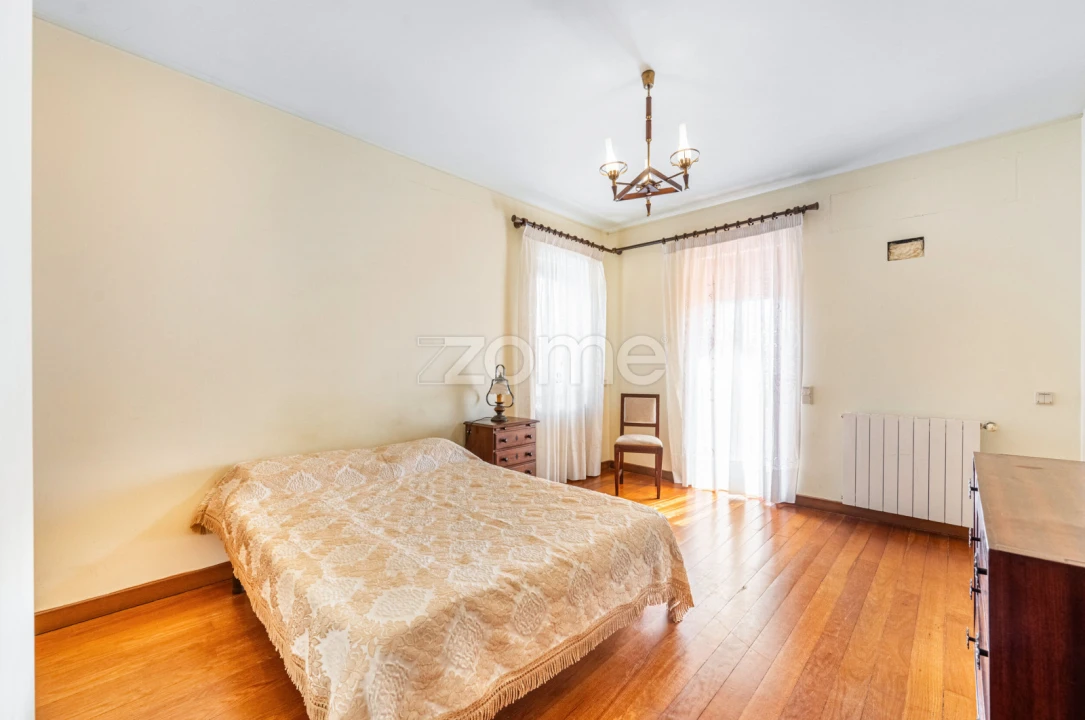 Moradia T5 para Venda em Arcos de Valdevez (São Paio) e Giela Foto 17