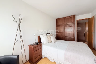 Apartamento T2 para Venda em Gondifelos, Cavalões e Outiz