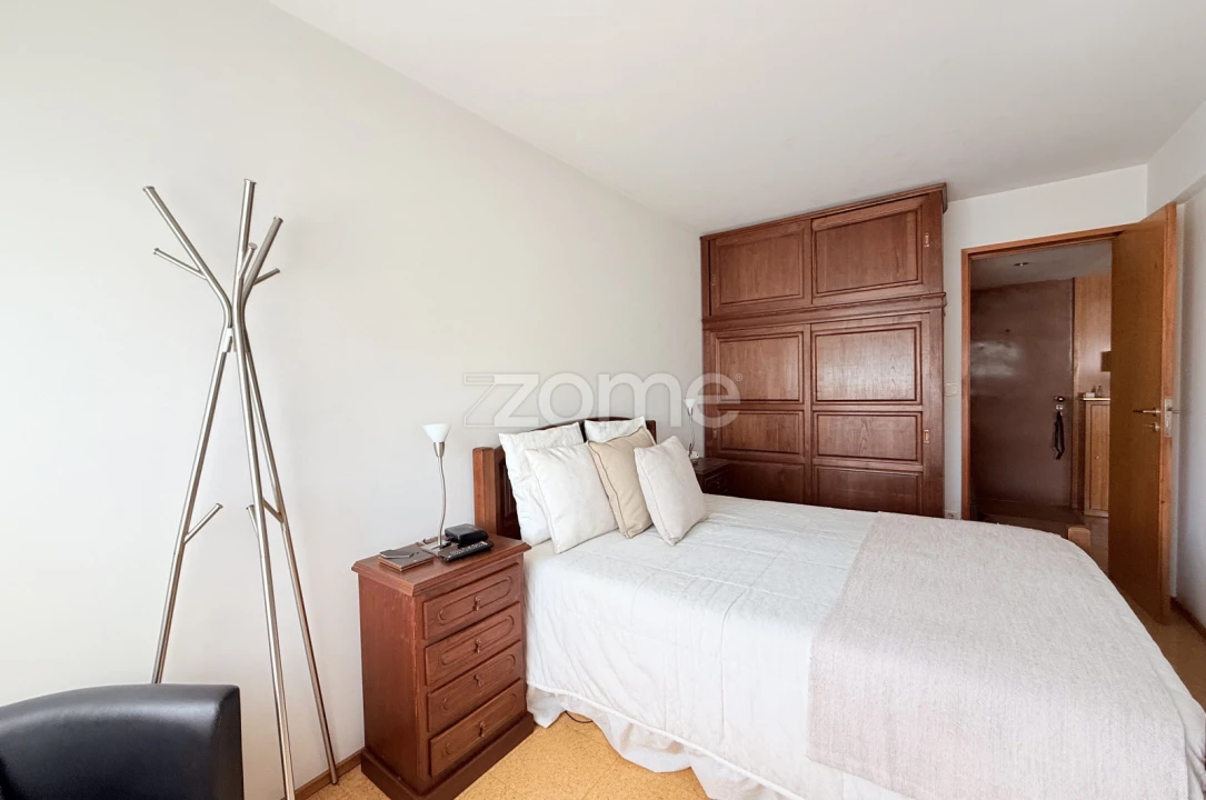 Apartamento T2 para Venda em Gondifelos, Cavalões e Outiz Foto 14