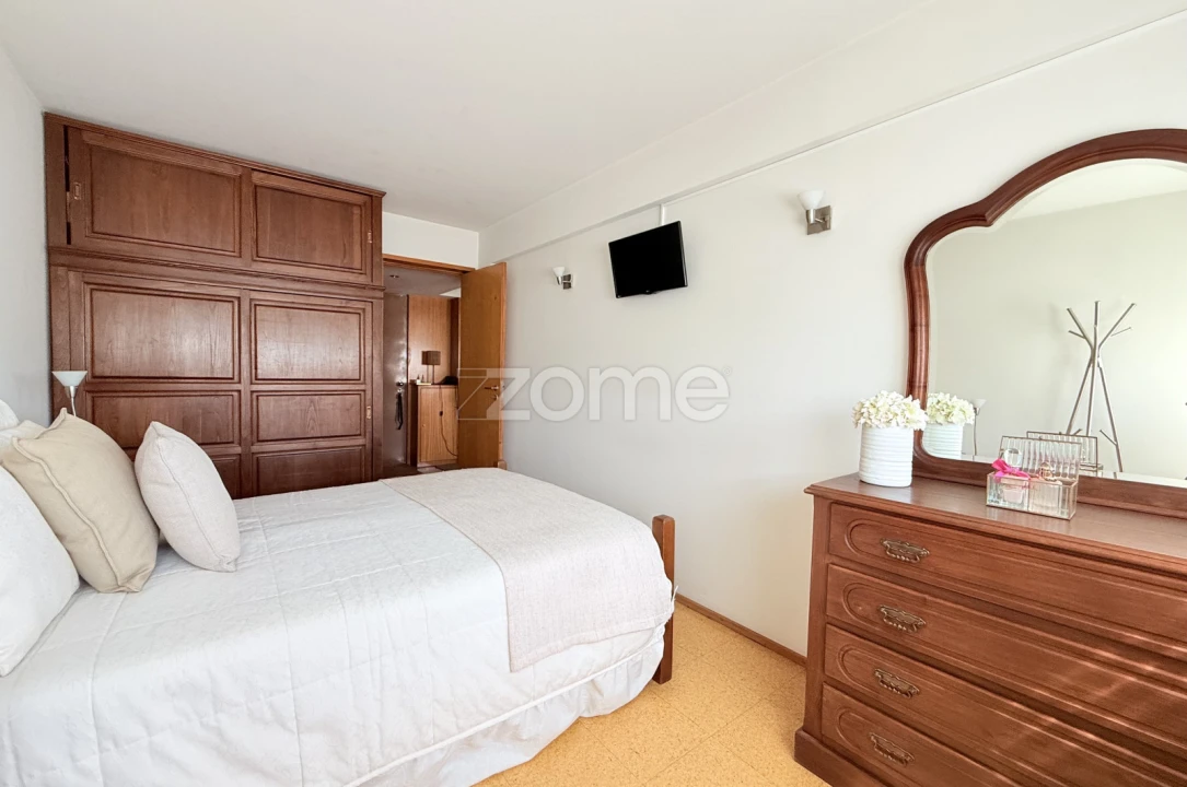 Apartamento T2 para Venda em Gondifelos, Cavalões e Outiz Foto 15
