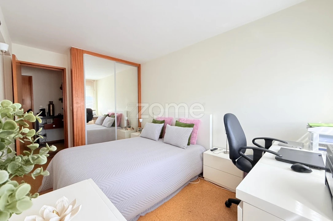 Apartamento T2 para Venda em Gondifelos, Cavalões e Outiz Foto 17
