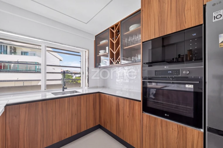 Apartamento T4 para Venda em Alcabideche Foto 18