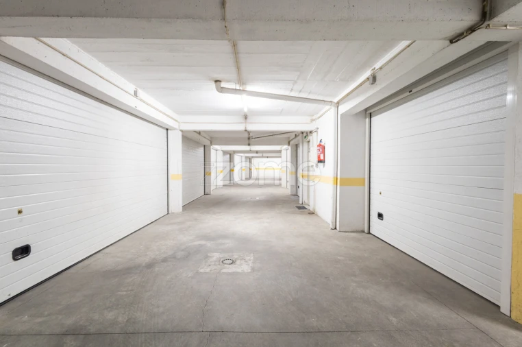 Apartamento T4 para Venda em Alcabideche Foto 38