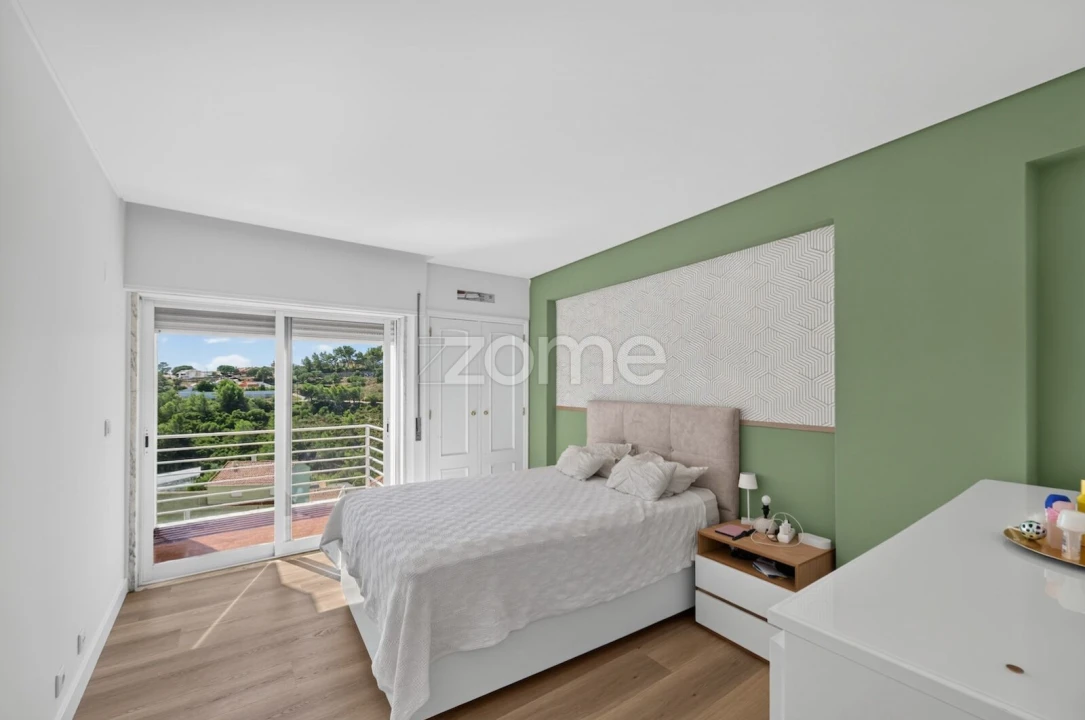 Apartamento T4 para Venda em Alcabideche Foto 9
