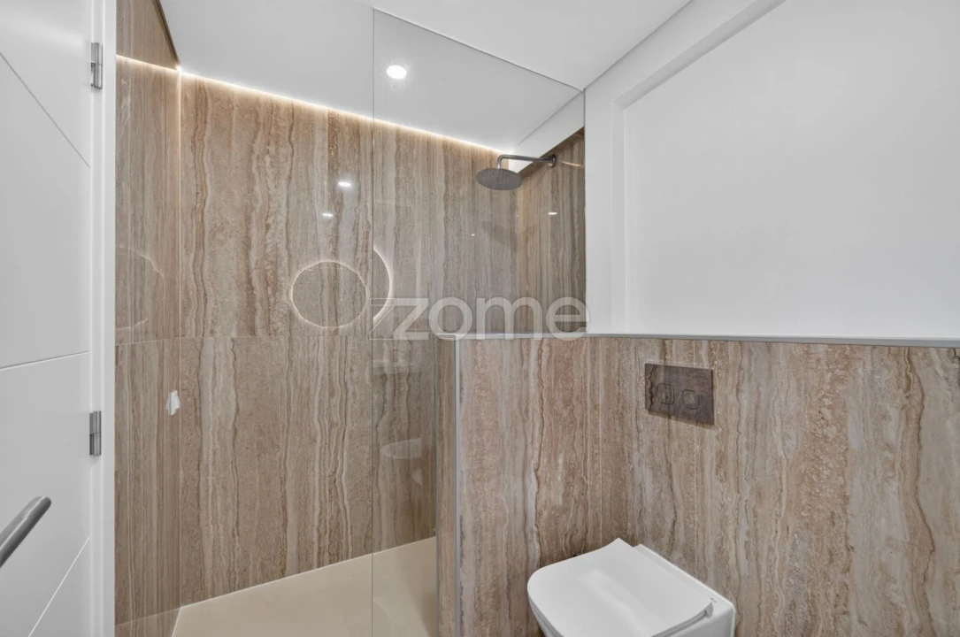 Apartamento T4 para Venda em Alcabideche Foto 14