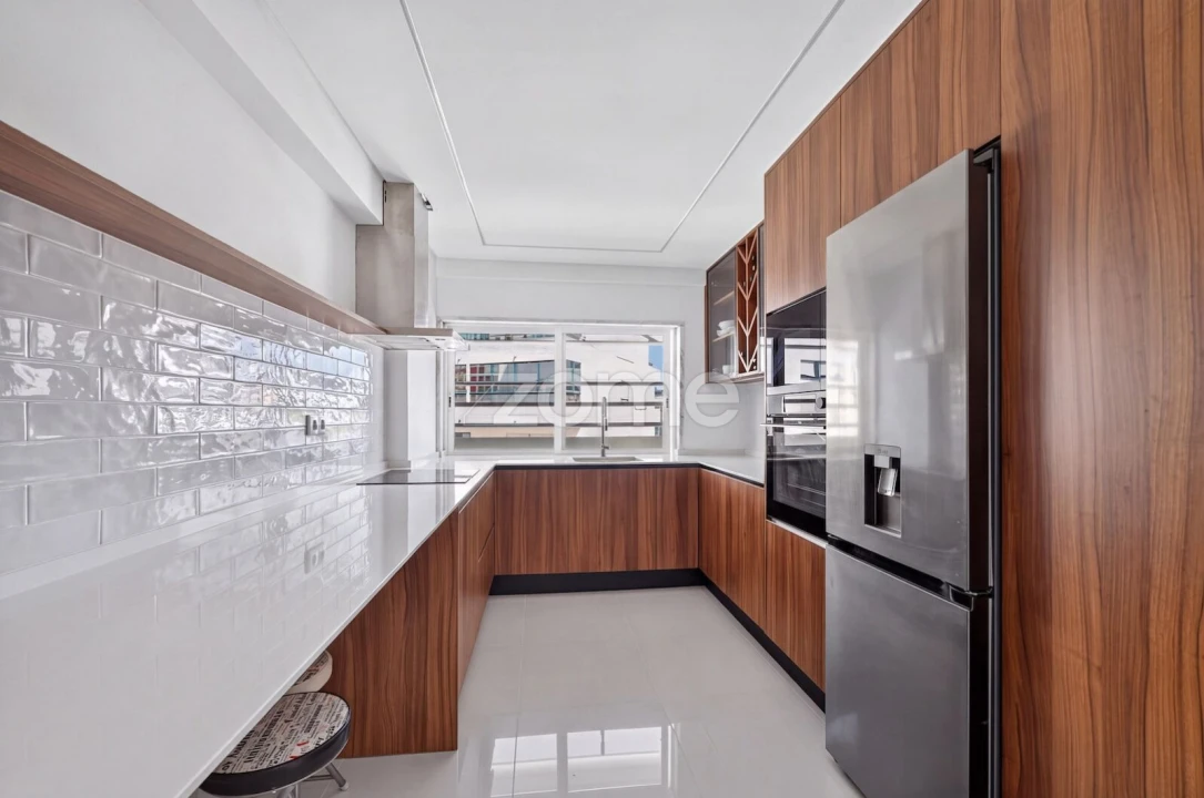 Apartamento T4 para Venda em Alcabideche Foto 15