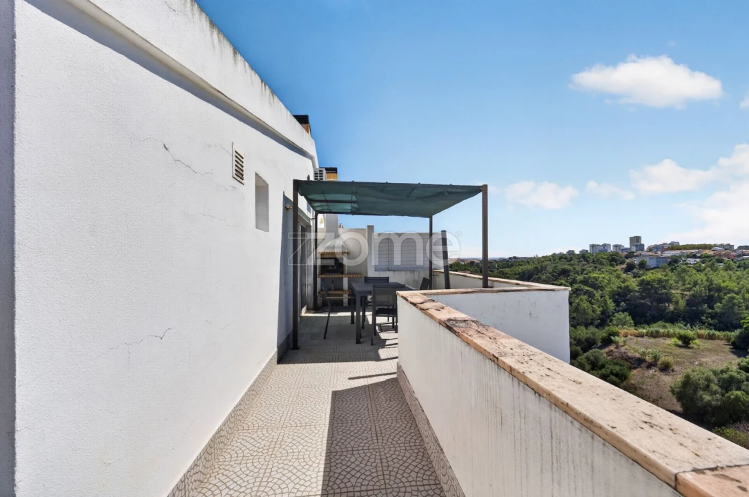 Apartamento T4 para Venda em Alcabideche Foto 32
