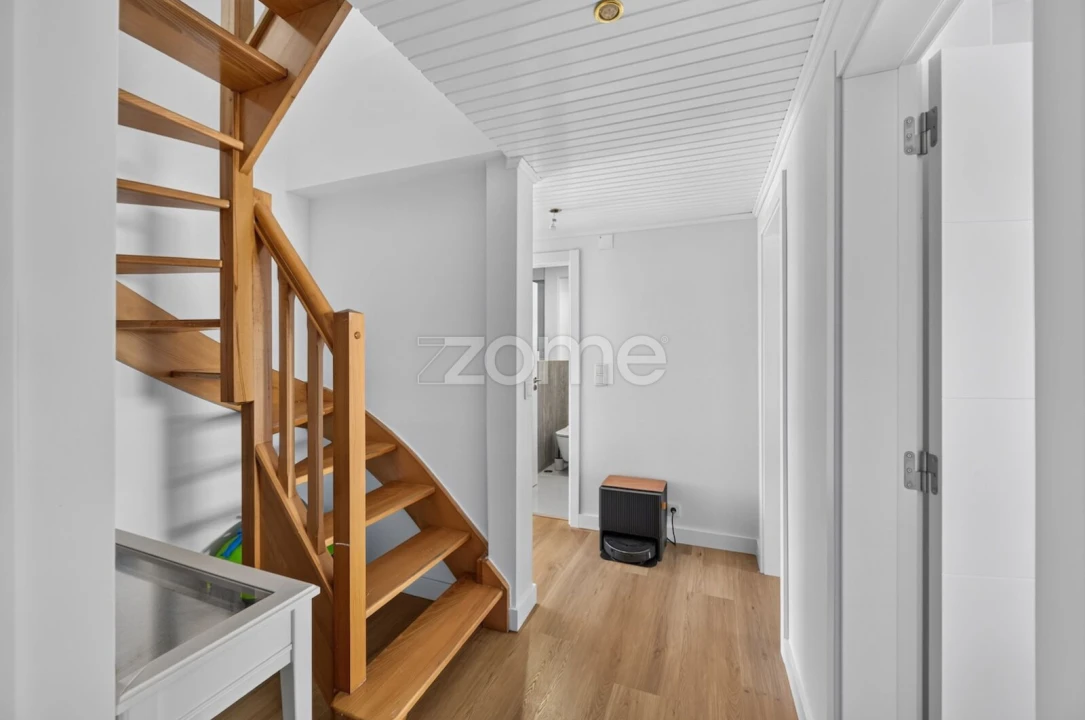 Apartamento T4 para Venda em Alcabideche Foto 23