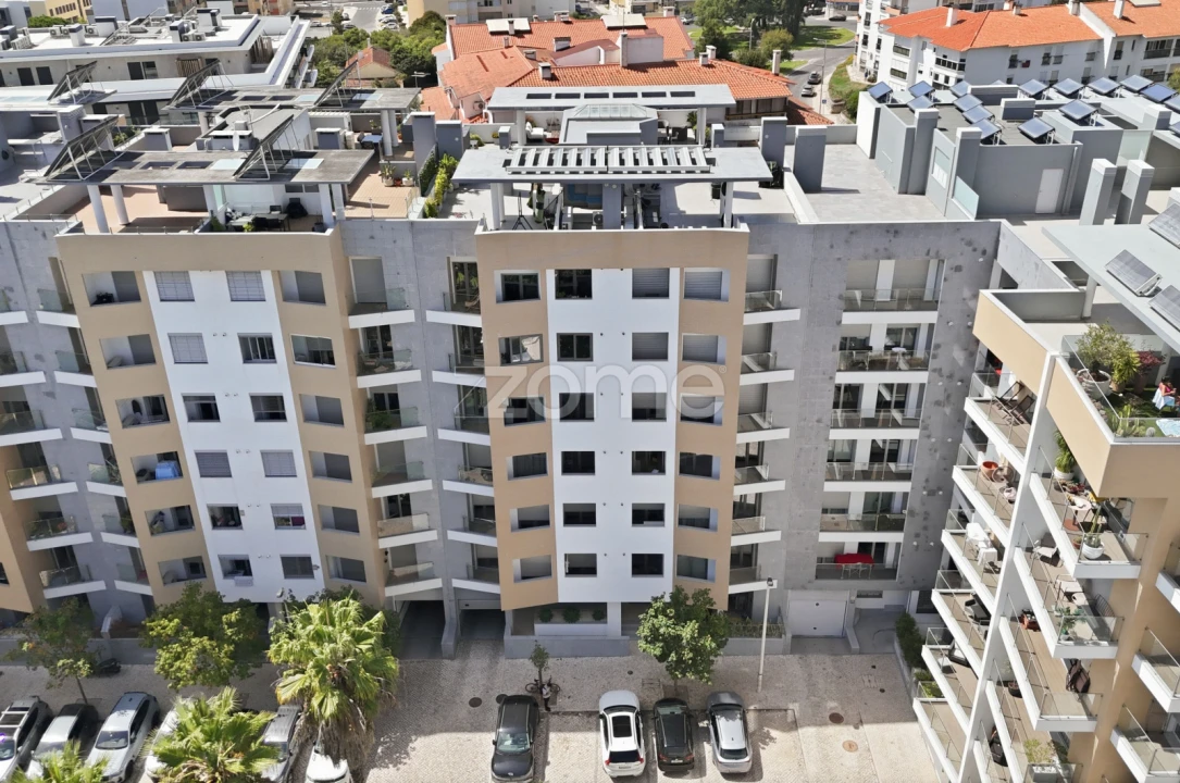 Apartamento T3 para Venda em Carcavelos e Parede Foto 4