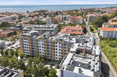 Apartamento T3 para Venda em Carcavelos e Parede