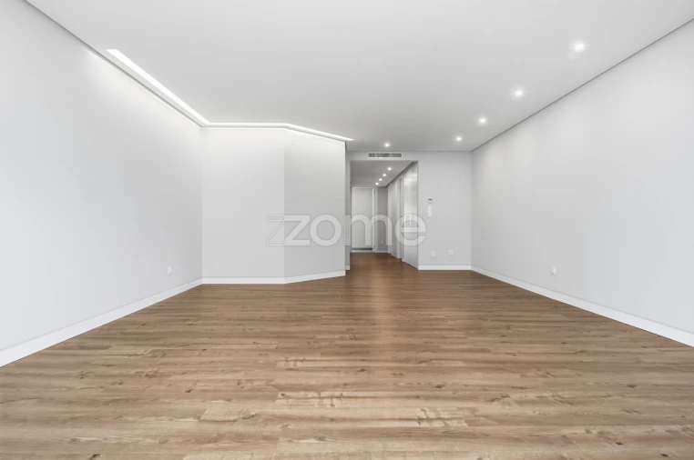 Apartamento T3 para Venda em Carcavelos e Parede Foto 10