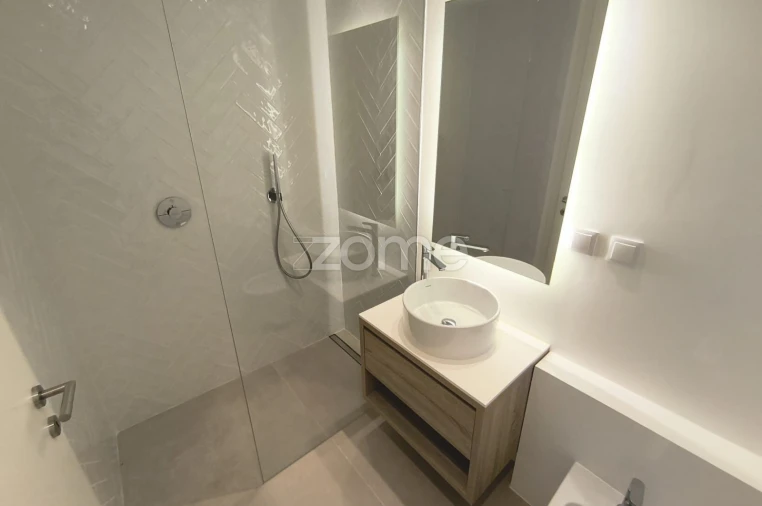 Apartamento T2 para Venda em Luz Foto 15