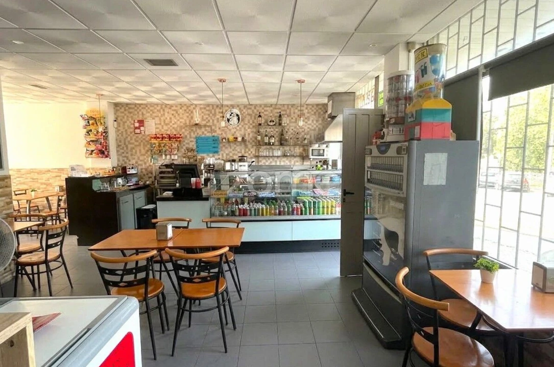 Negócio para Trespasse em Laranjeiro e Feijó Foto 1
