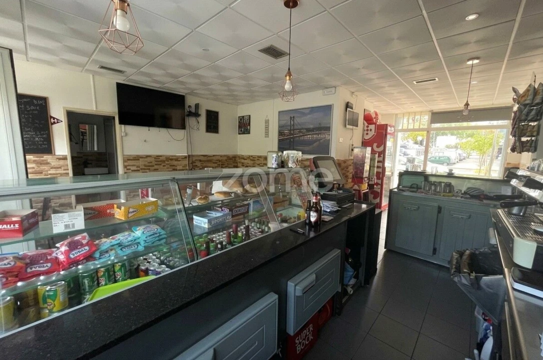 Negócio para Trespasse em Laranjeiro e Feijó Foto 10