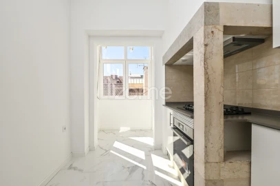 Apartamento T2 para Arrendamento em Areeiro