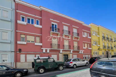 Apartamento T2 para Arrendamento em Areeiro