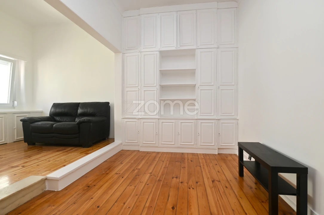 Apartamento T2 para Arrendamento em Areeiro Foto 16