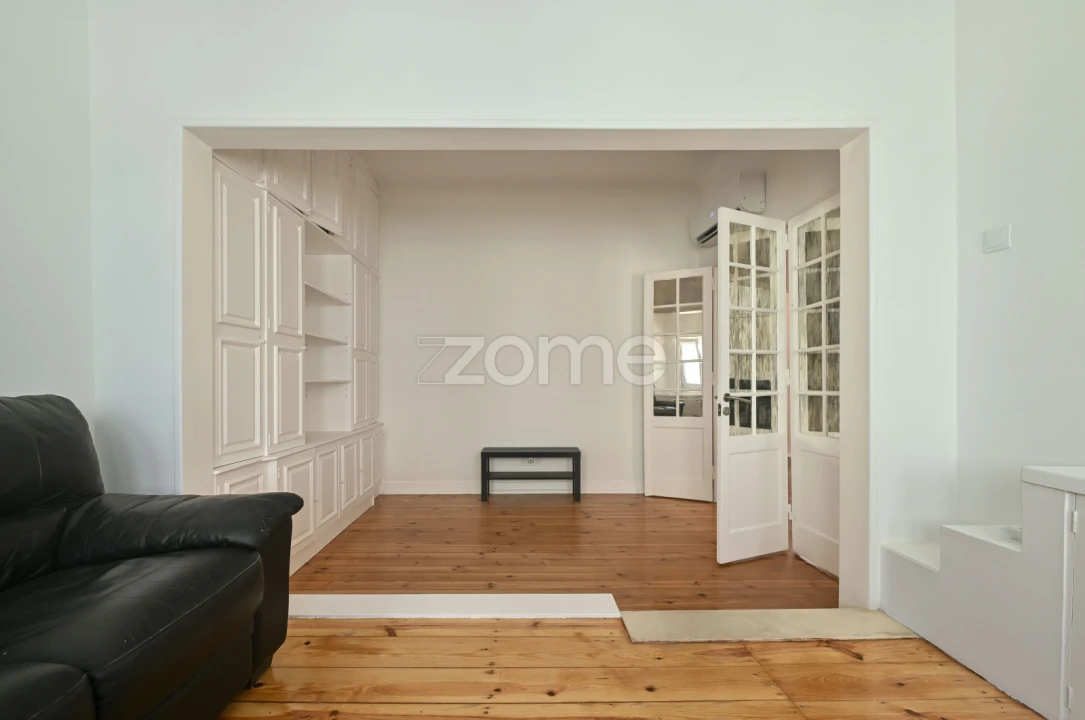 Apartamento T2 para Arrendamento em Areeiro Foto 18