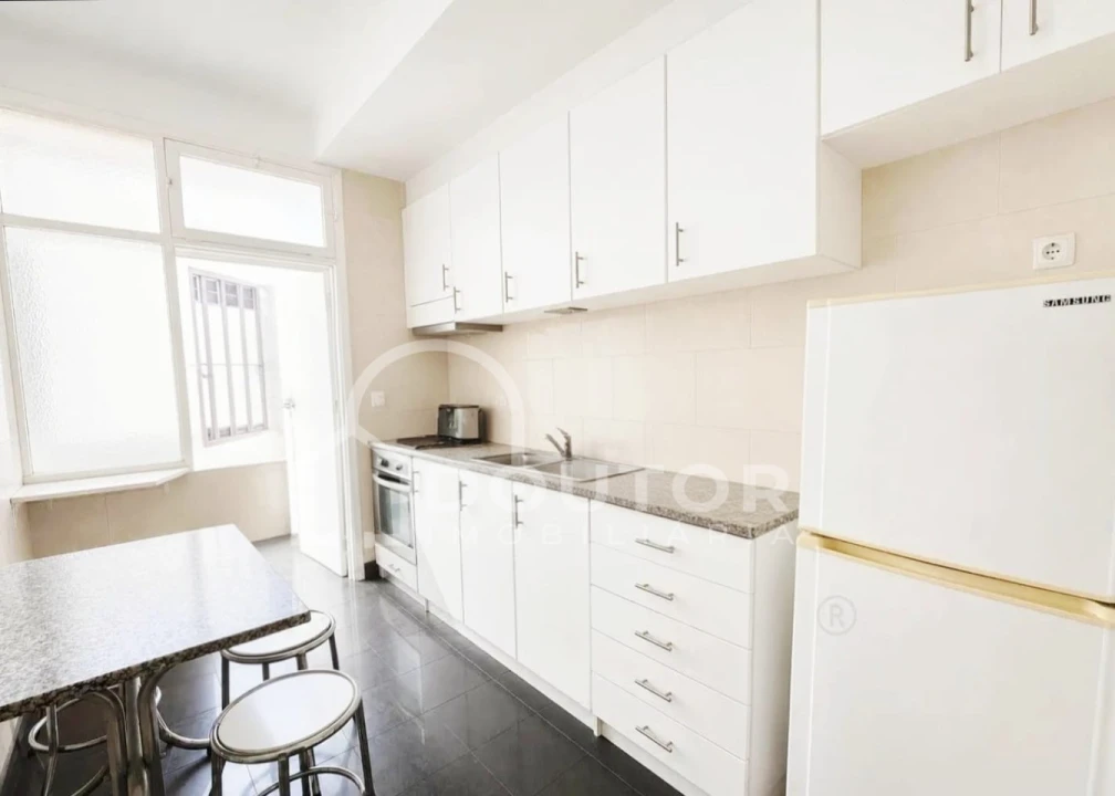 Apartamento T2 para Venda em Funchal (Se) Foto 4