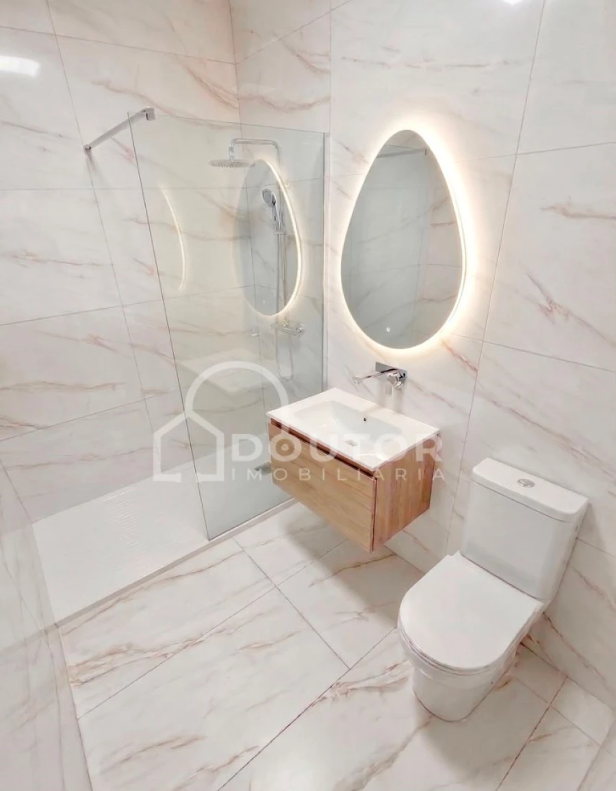 Apartamento T2 para Venda em Funchal (Se) Foto 9