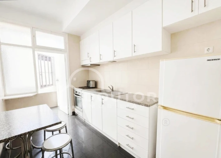 Apartamento T2 para Venda em Funchal (Se) Foto 4