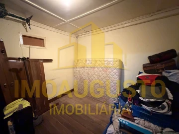 Moradia T2 para Venda em Vila Nova de Foz Côa