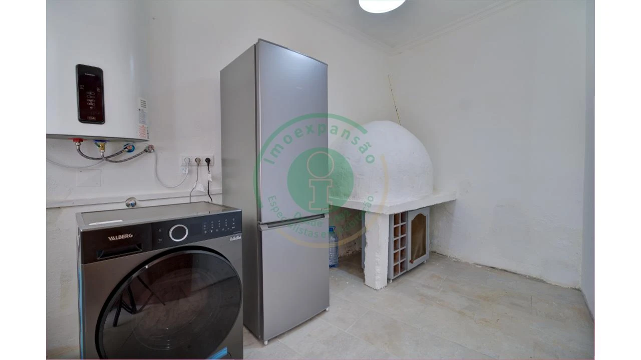 Moradia T3 para Arrendamento em Alqueidão Foto 5