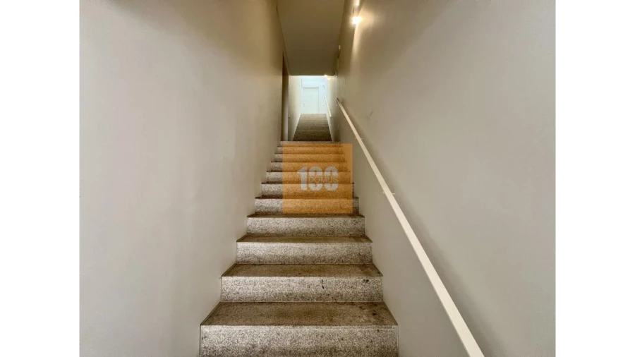 Apartamento T1 para Arrendamento em Cedofeita, Santo Ildefonso, Sé, Miragaia, São Nicolau e Vitória Foto 2