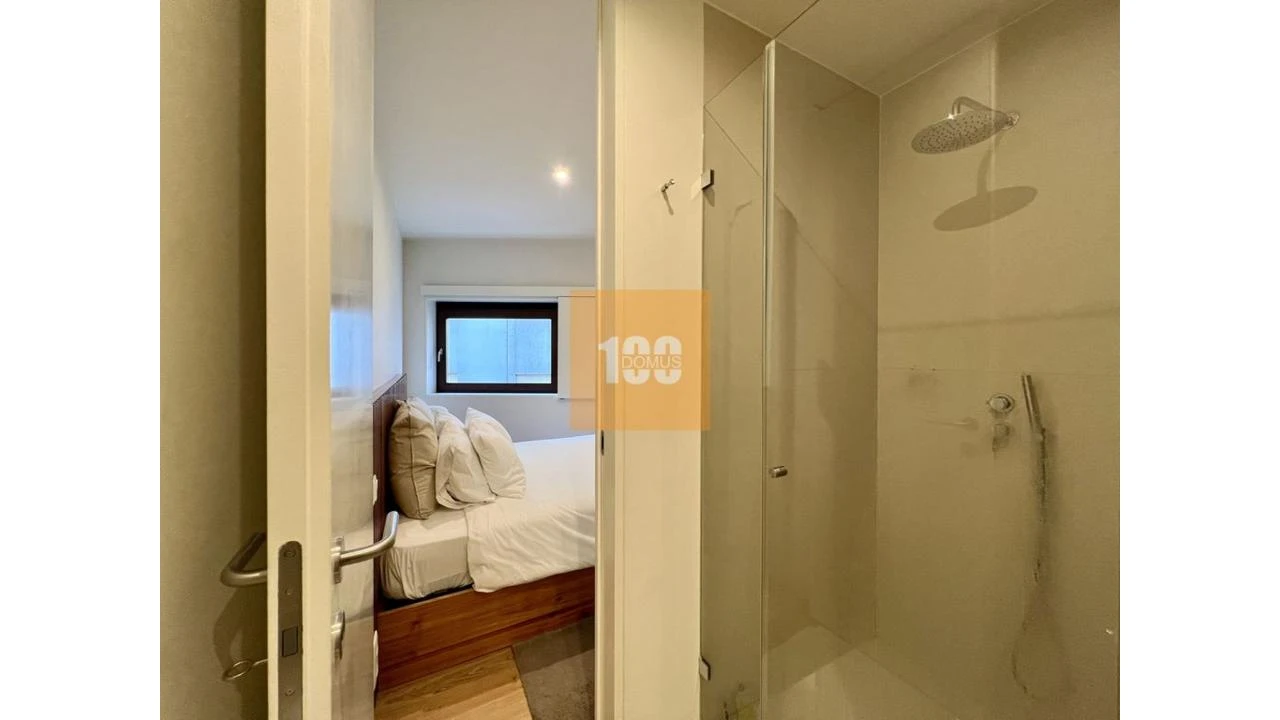 Apartamento T1 para Arrendamento em Cedofeita, Santo Ildefonso, Sé, Miragaia, São Nicolau e Vitória Foto 12